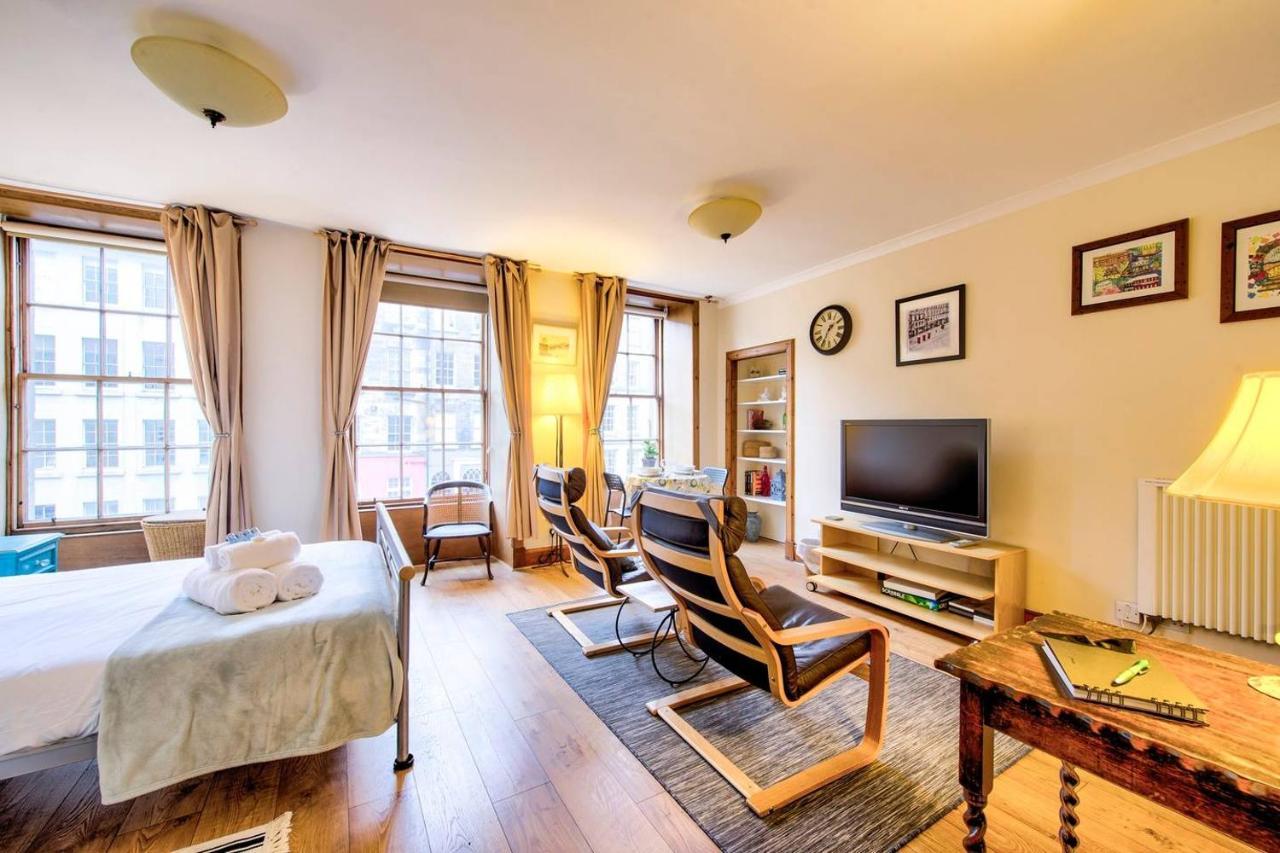 Joivy Royal Mile Apartment In Prime Location Edinburgh Ngoại thất bức ảnh
