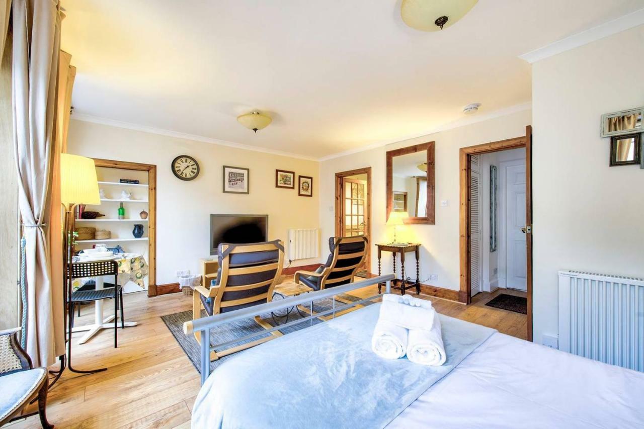 Joivy Royal Mile Apartment In Prime Location Edinburgh Ngoại thất bức ảnh